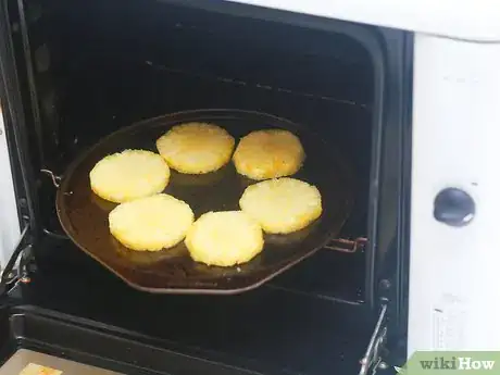 Image titled Ripen an Unripe Pineapple Step 8