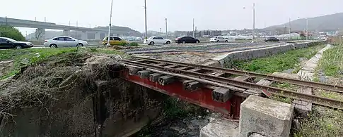 In Yacheon-ri, Hwaseong37°14′47″N 126°55′29″E﻿ / ﻿37.24639°N 126.92472°E﻿ / 37.24639; 126.92472