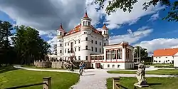 Palace in Wojanow