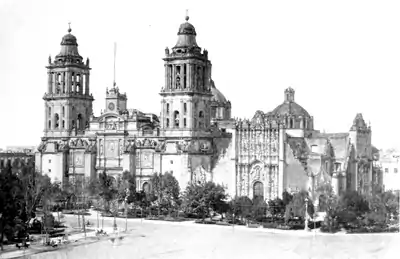 04a-The Cathedral-City of Mexico.png