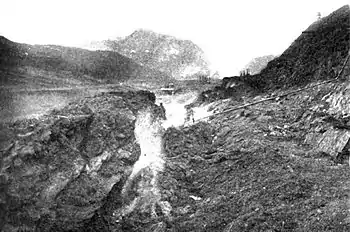 07-Area of Heated Rock in Culebra Cut.jpg