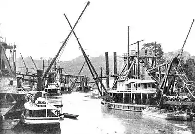 109-French dredges tied up after collapse of De Lesseps Company.jpg