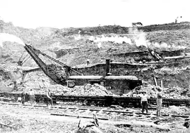 227a-Steam Shovel Loading Flat cars.jpg