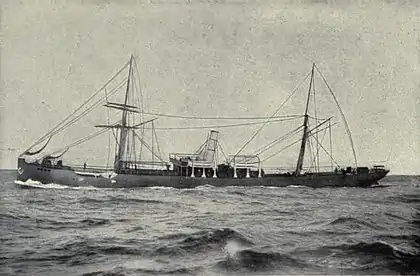 EB1911 Ship, Well-Decked Vessel.jpg