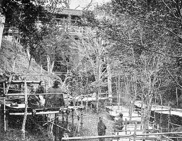Farmers of forty centuries - Japanese park seats at Kiyomizu-dera, Kyoto.jpg