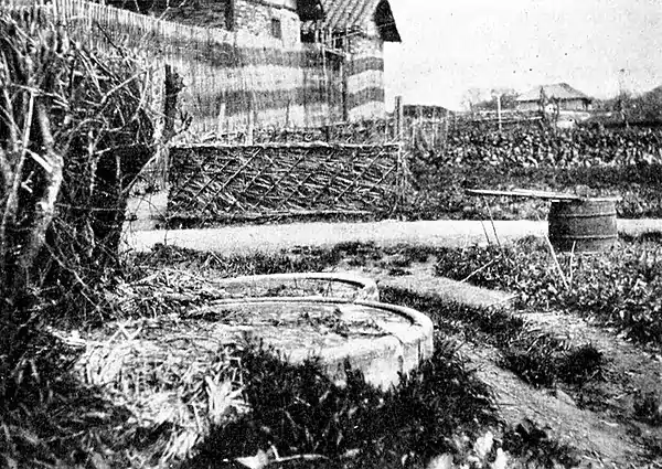 Farmers of forty centuries - Receptacles for human waste (China).jpg