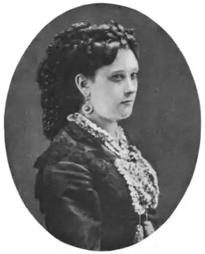 In Lockerbie Street - Portrait.jpg