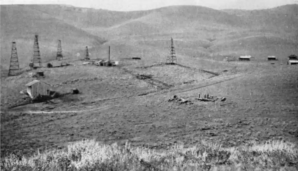 Looters of the Public Domain 412.png