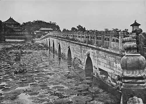 Marble Bridge, Peking.jpg