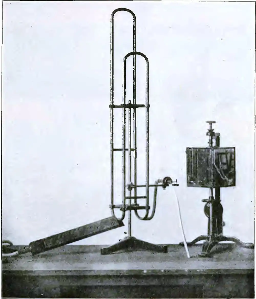 Michelson Light waves and their uses fig008.jpg