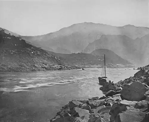 NEAR THE MITAN GORGE, UPPER YANGTSZE.jpg