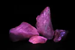 Calcite LongWaveUV HAGAM.jpg